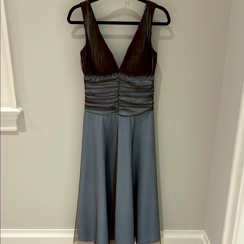 JS Boutique baby blue and brown v neck midi formal dress size 6